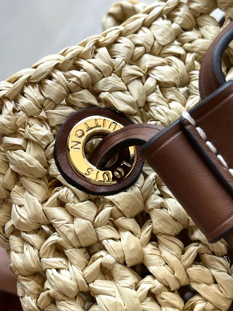 LV Bucket Bags 4286A-0001