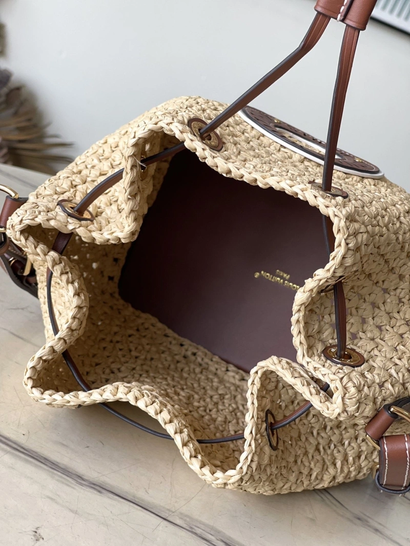 LV Bucket Bags 4286A-0001