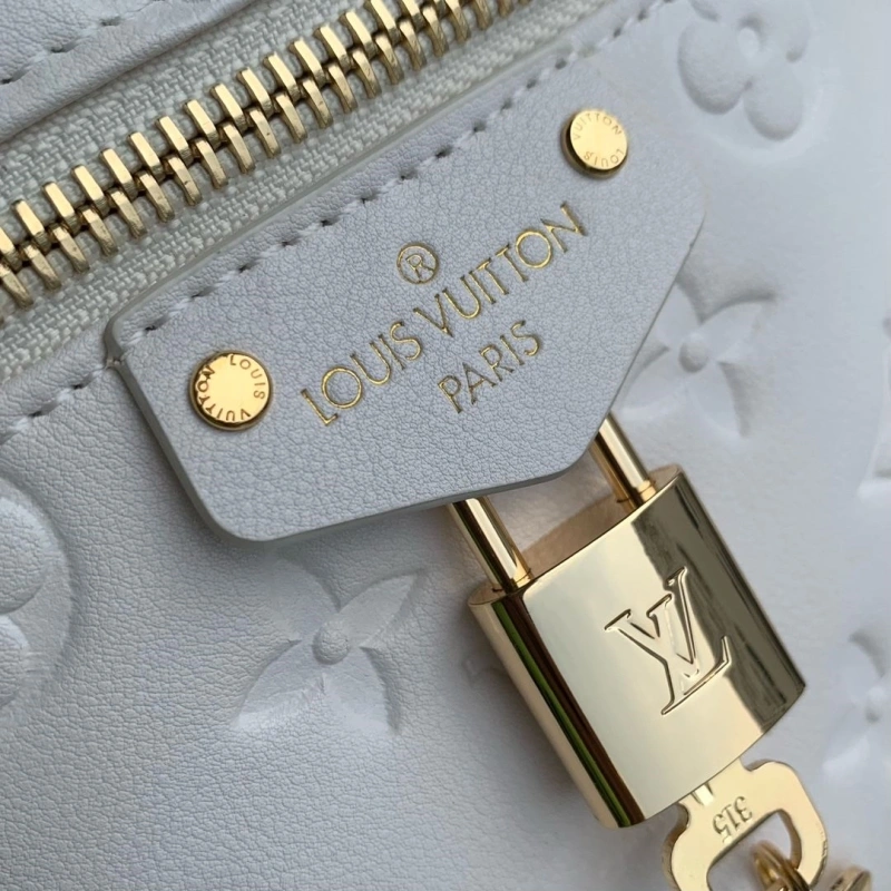 LV Cosmetic Bags 4286A-0043
