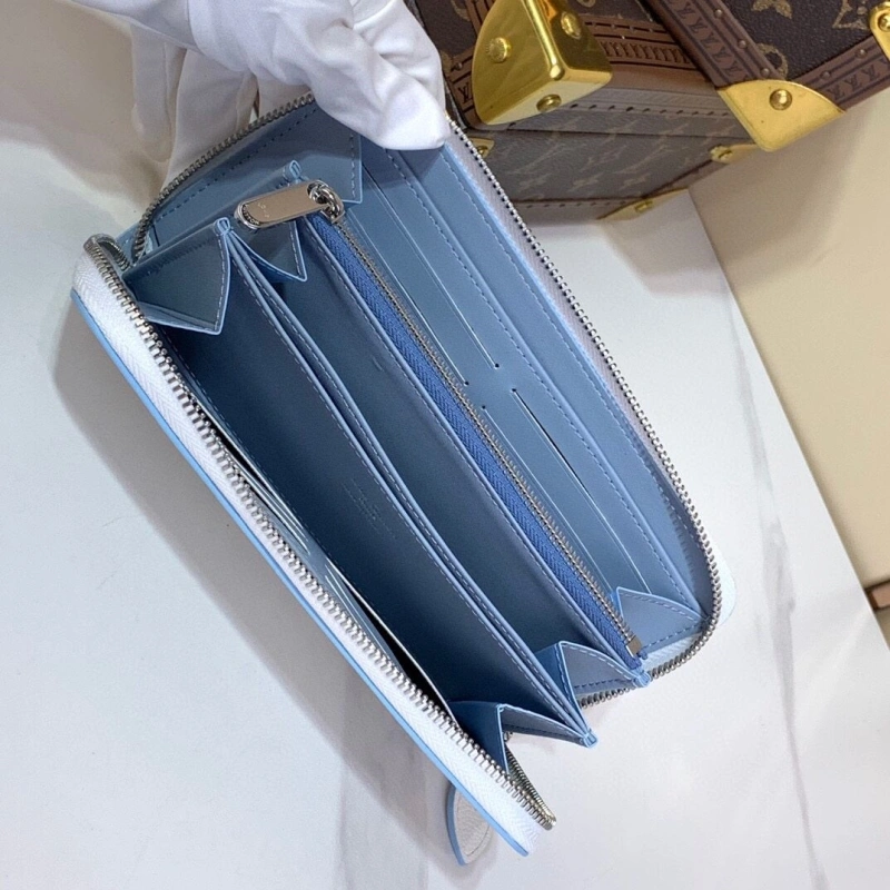 LV Wallets 4286A-0099
