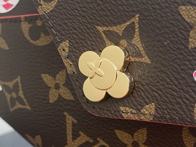 LV Wallets 4286A-0278