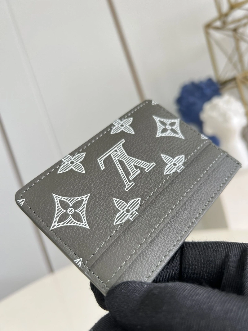 LV Wallets 4286A-0293