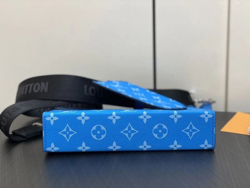 LV Clutch Bags 4286D-0003