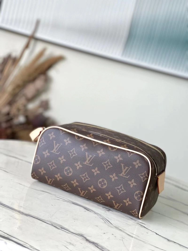 LV Cosmetic Bags 4286D-0085