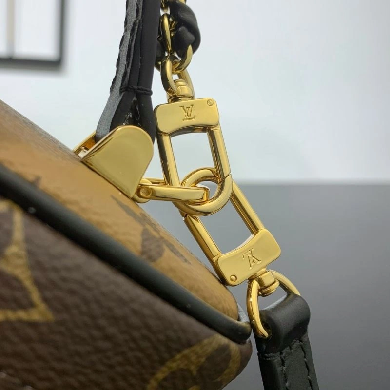 LV Cosmetic Bags 4286D-0132
