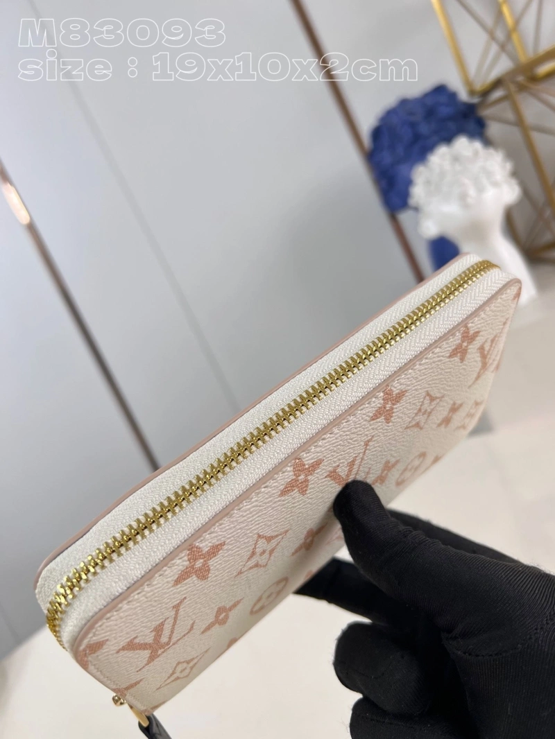 LV Wallets 4286F-0011