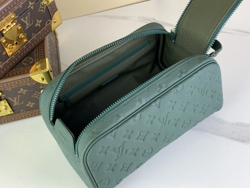 LV Cosmetic Bags 4286F-0081