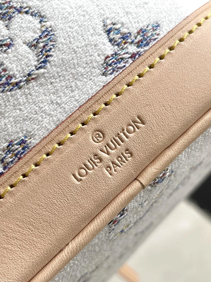 LV Bucket Bags 4286F-0102