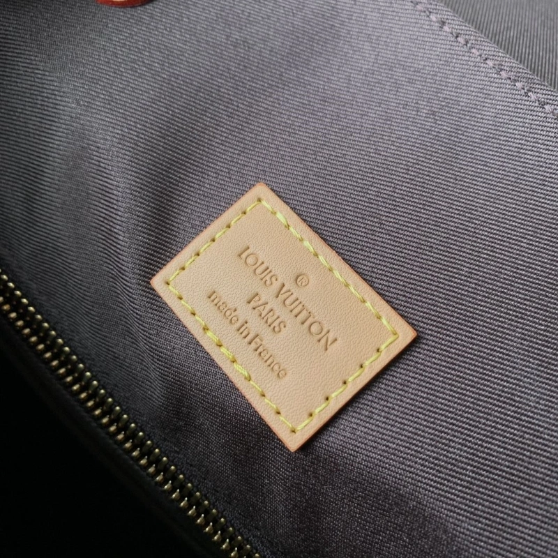 LV Backpacks 4286G-0001