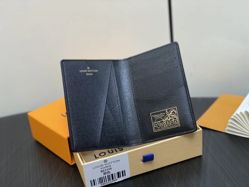 LV Wallets 4286G-0118