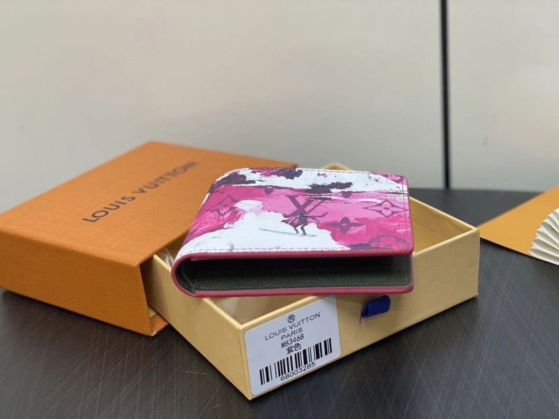 LV Wallets 4286G-0126