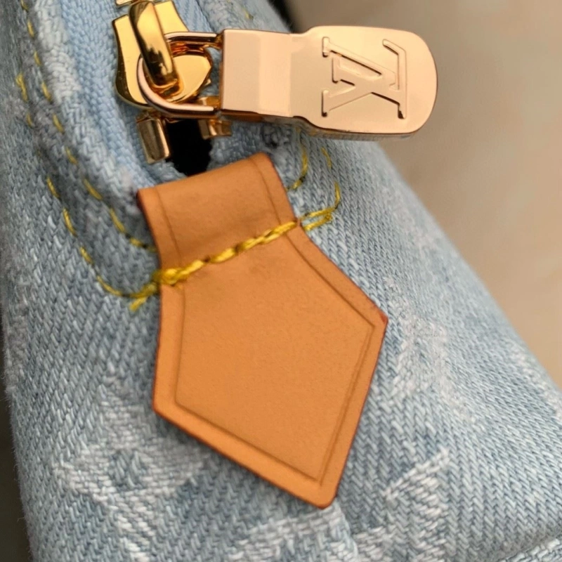LV Clutch Bags 4286G-0135