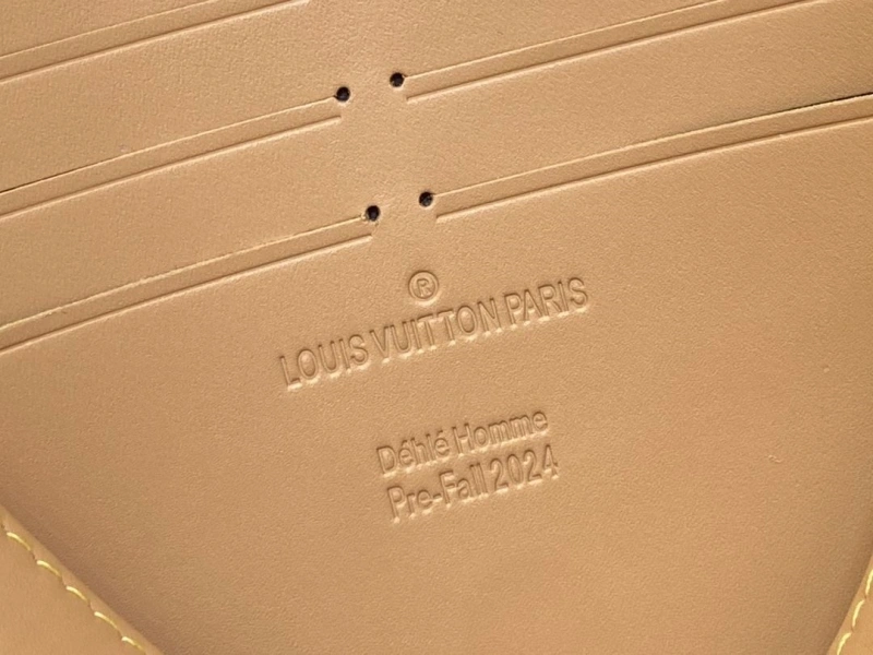 LV Clutch Bags 4286G-0159
