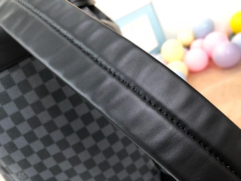 LV Backpacks 4286G-0191