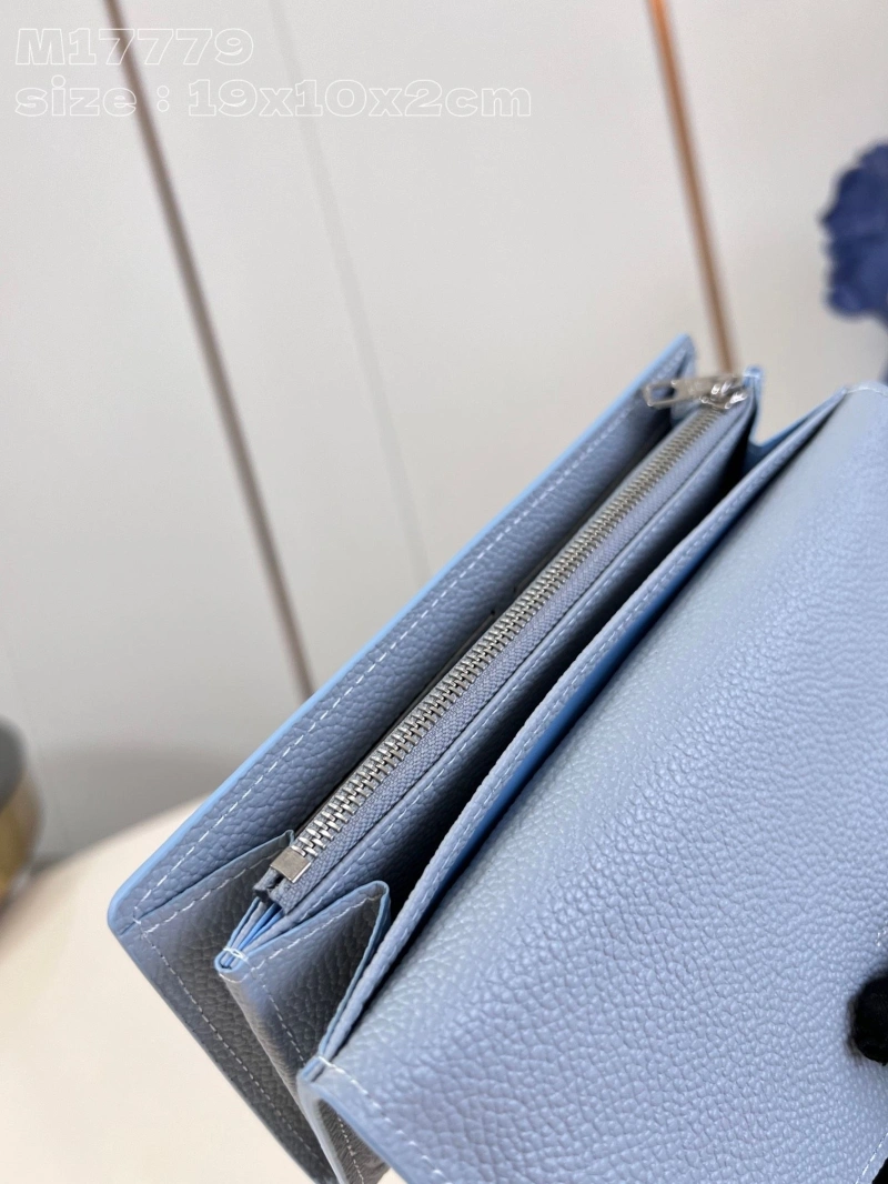 LV Wallets 4286G-0295