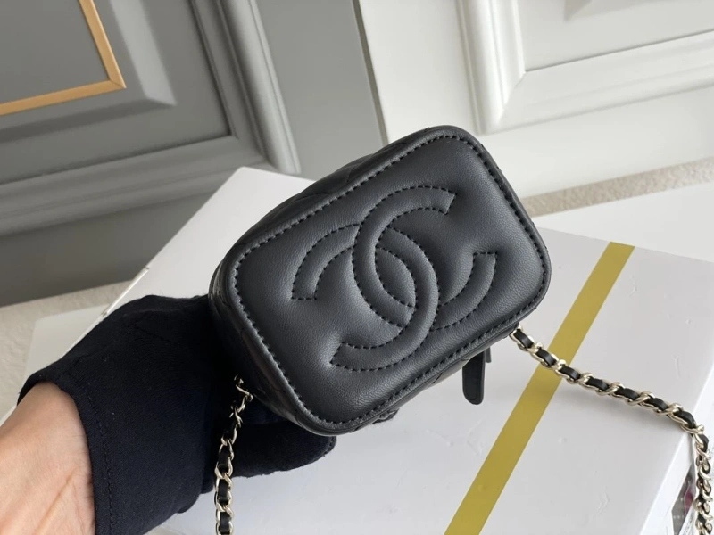 Ch**el cosmetic bags 4345a-0090