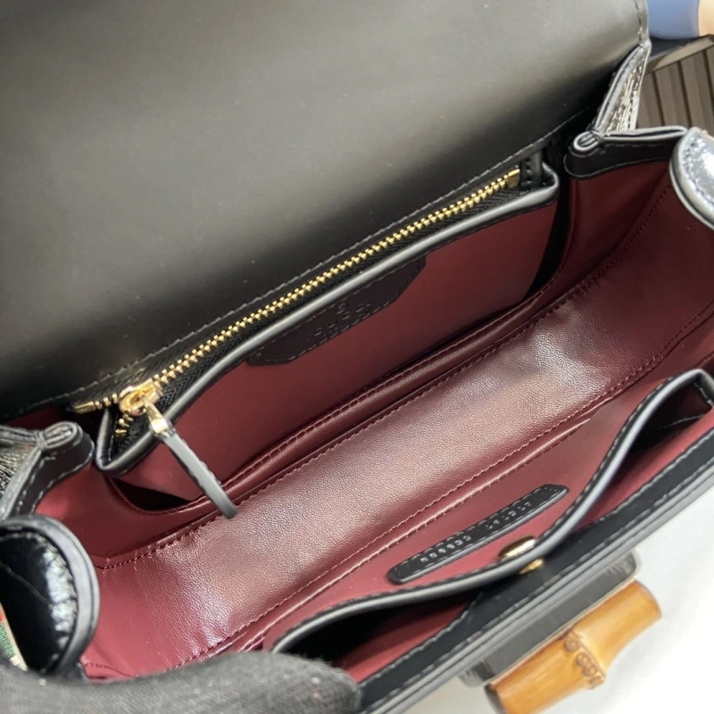 Gvc*1 top handle bags 4360c-0233