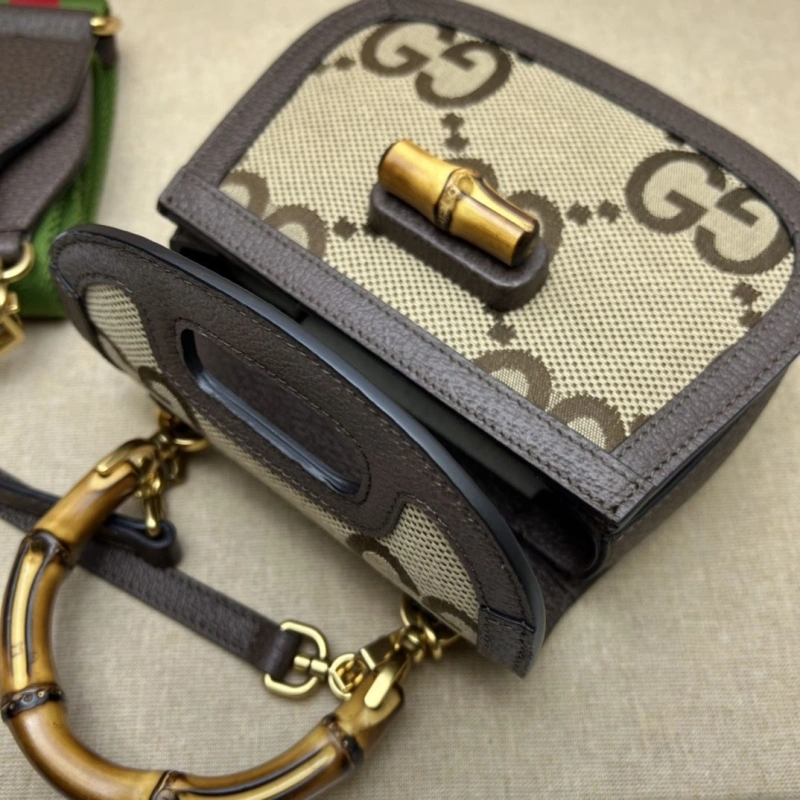 Gvc*1 top handle bags 4360c-0249