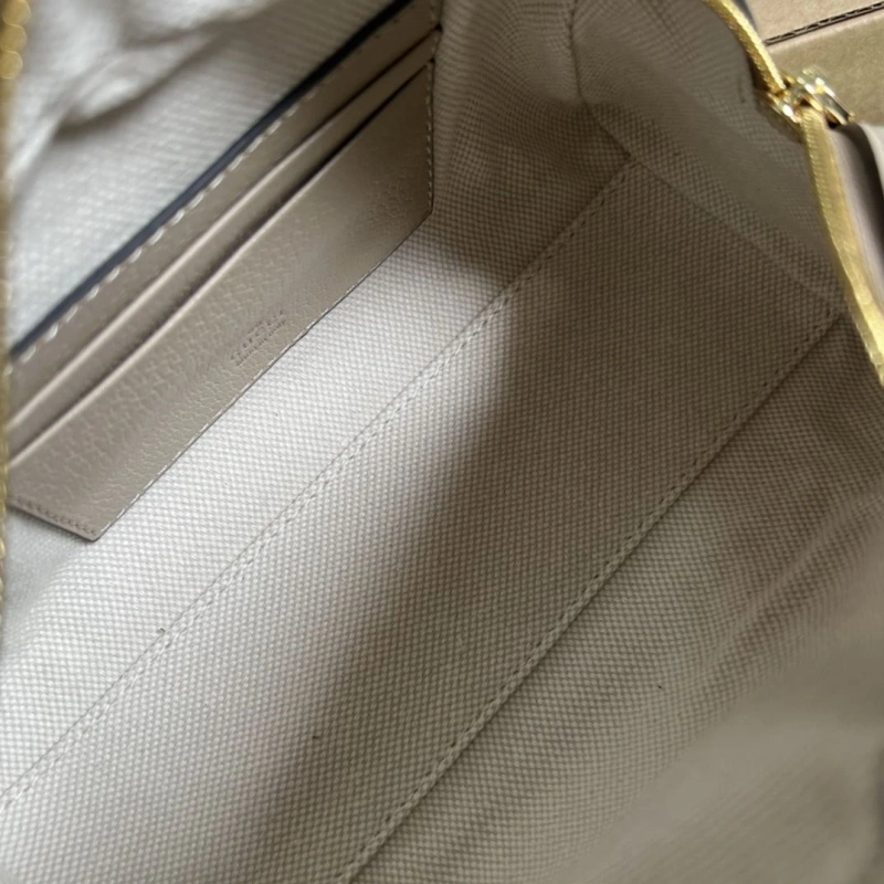 Gvc*1 top handle bags 4360c-0726