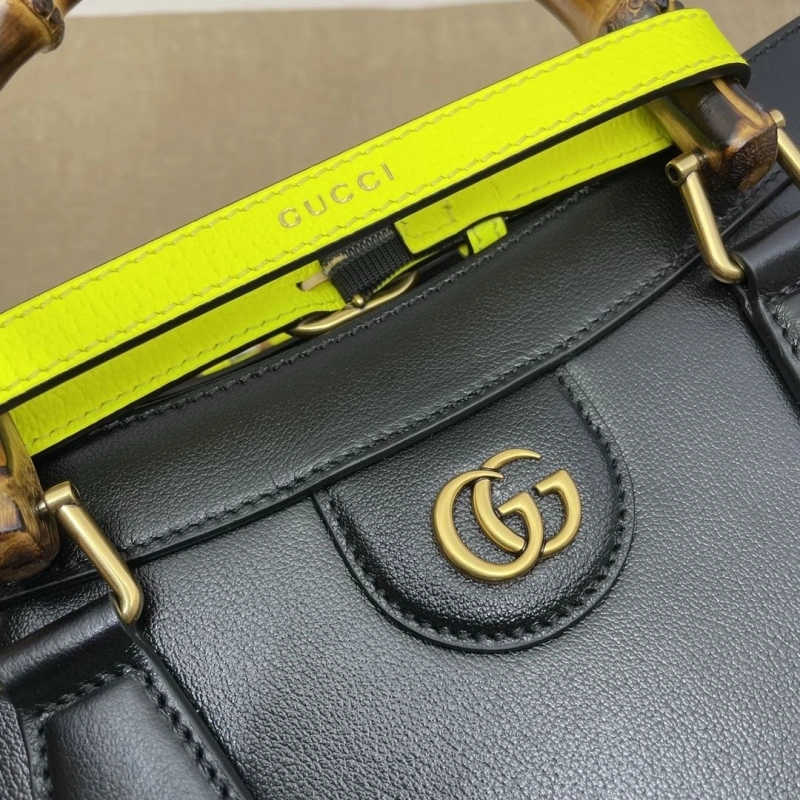 Gvc*1 top handle bags 4360c-0842