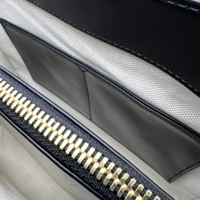 Gvc*1 top handle bags 4360c-2240