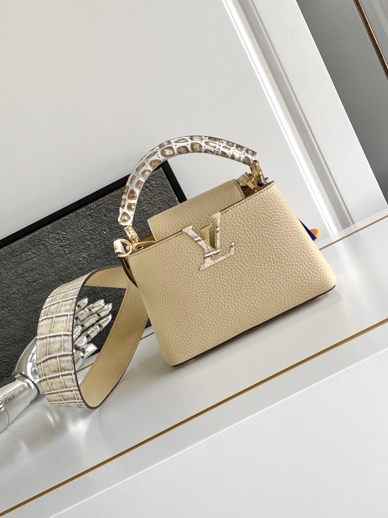 LV Capucines Bags 4365A-0001