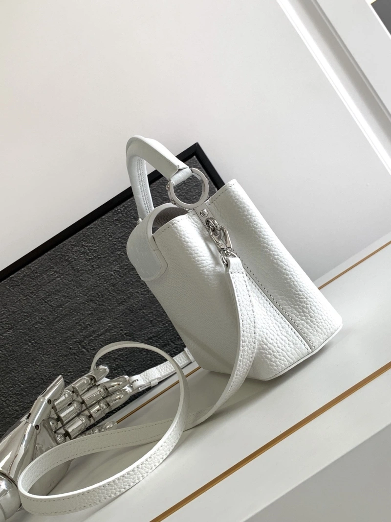 LV Capucines Bags 4365A-0011