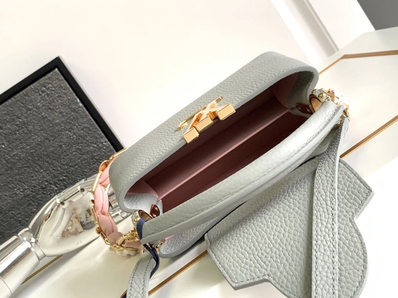 LV Capucines Bags 4365A-0033