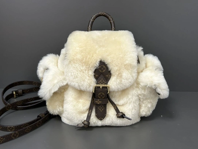 LV Backpacks 4365A-0083