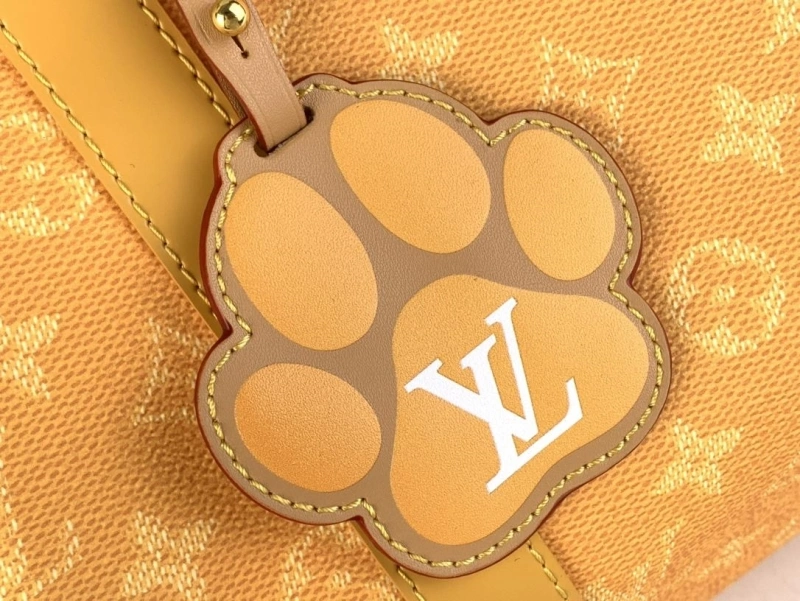 LV Travel Bags 4365A-0127