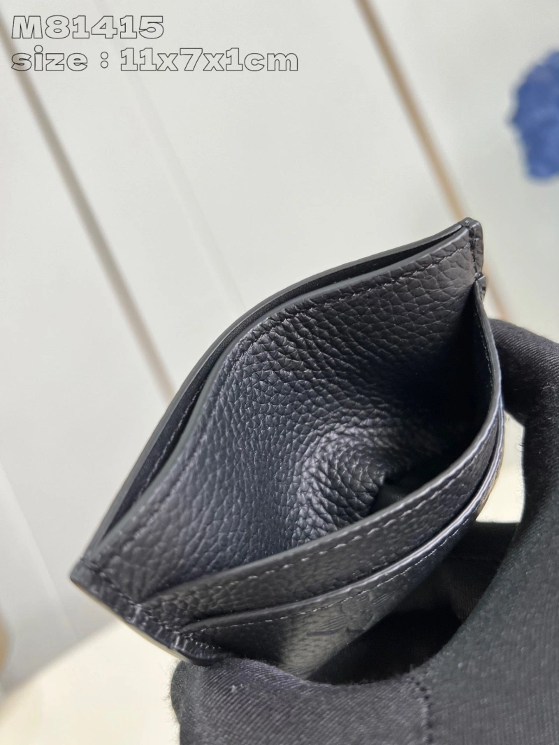LV Wallets 4365A-0139