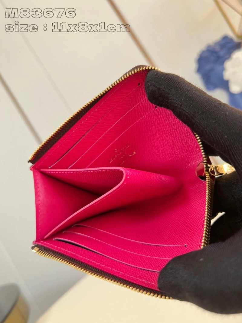 LV Wallets 4365A-0143