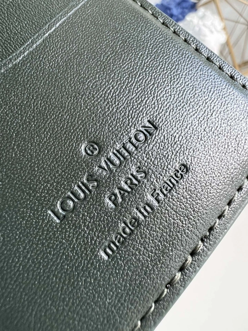 LV Wallets 4365A-0145
