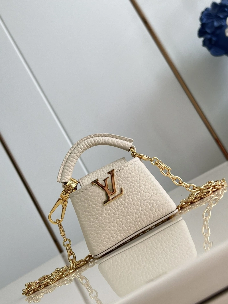 LV Capucines Bags 4365A-0221