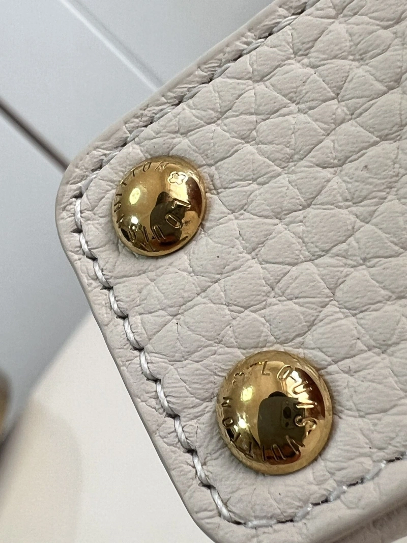 LV Capucines Bags 4365A-0221