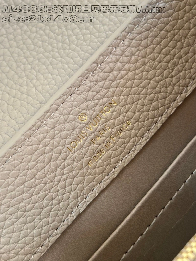 LV Capucines Bags 4365A-0261