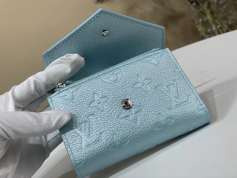 LV Wallets 4365A-0297