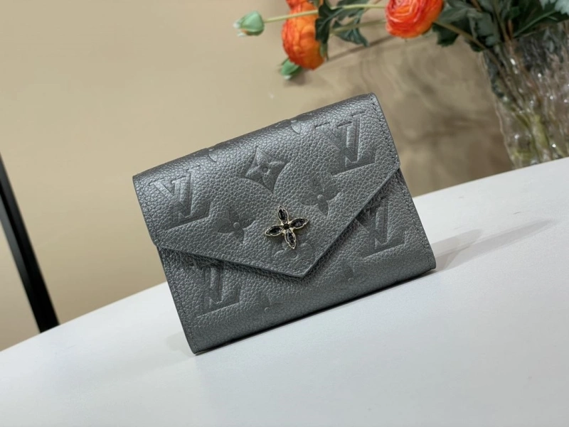 LV Wallets 4365A-0307