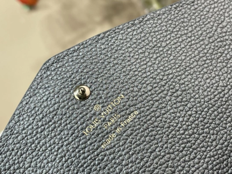 LV Wallets 4365A-0309