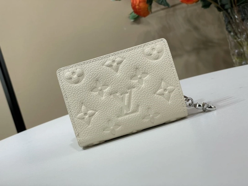 LV Wallets 4365A-0311