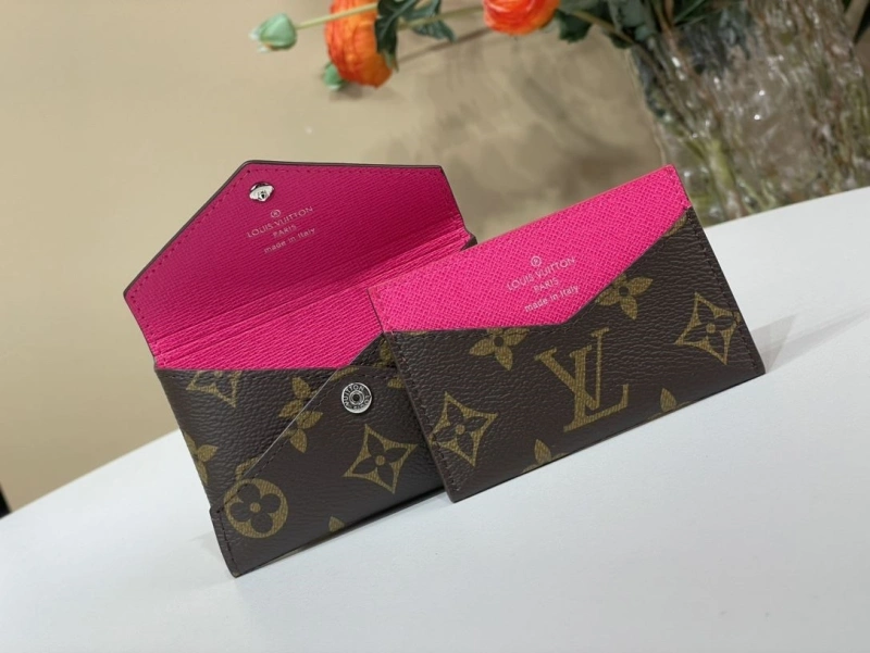 LV Wallets 4365A-0325