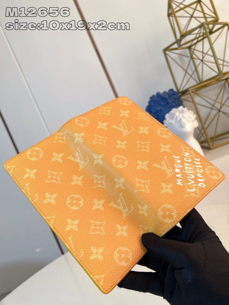 LV Wallets 4365A-0333