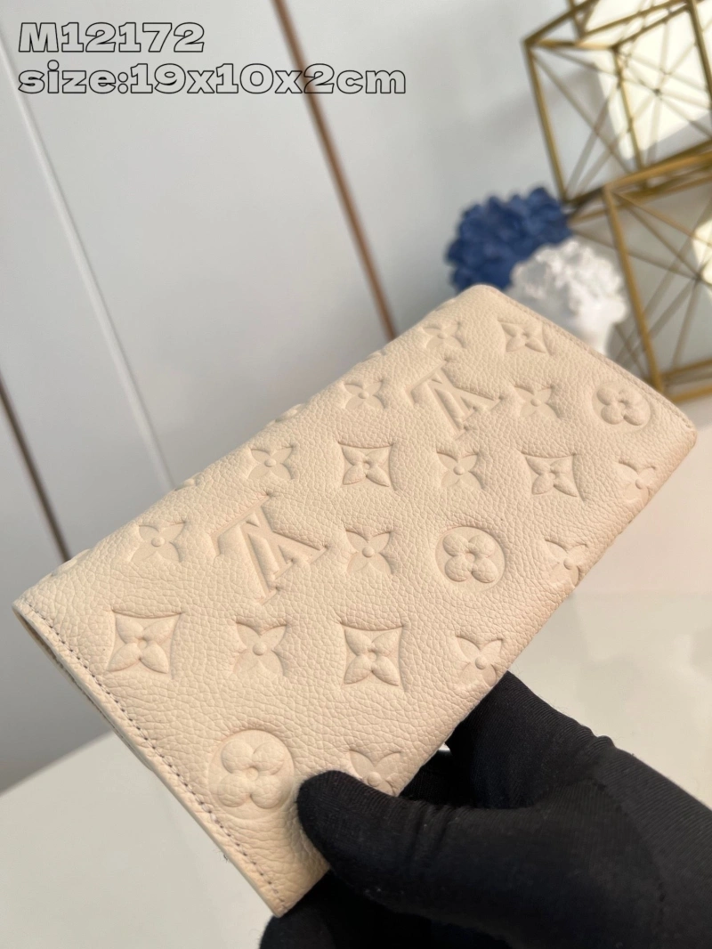 LV Wallets 4365A-0379