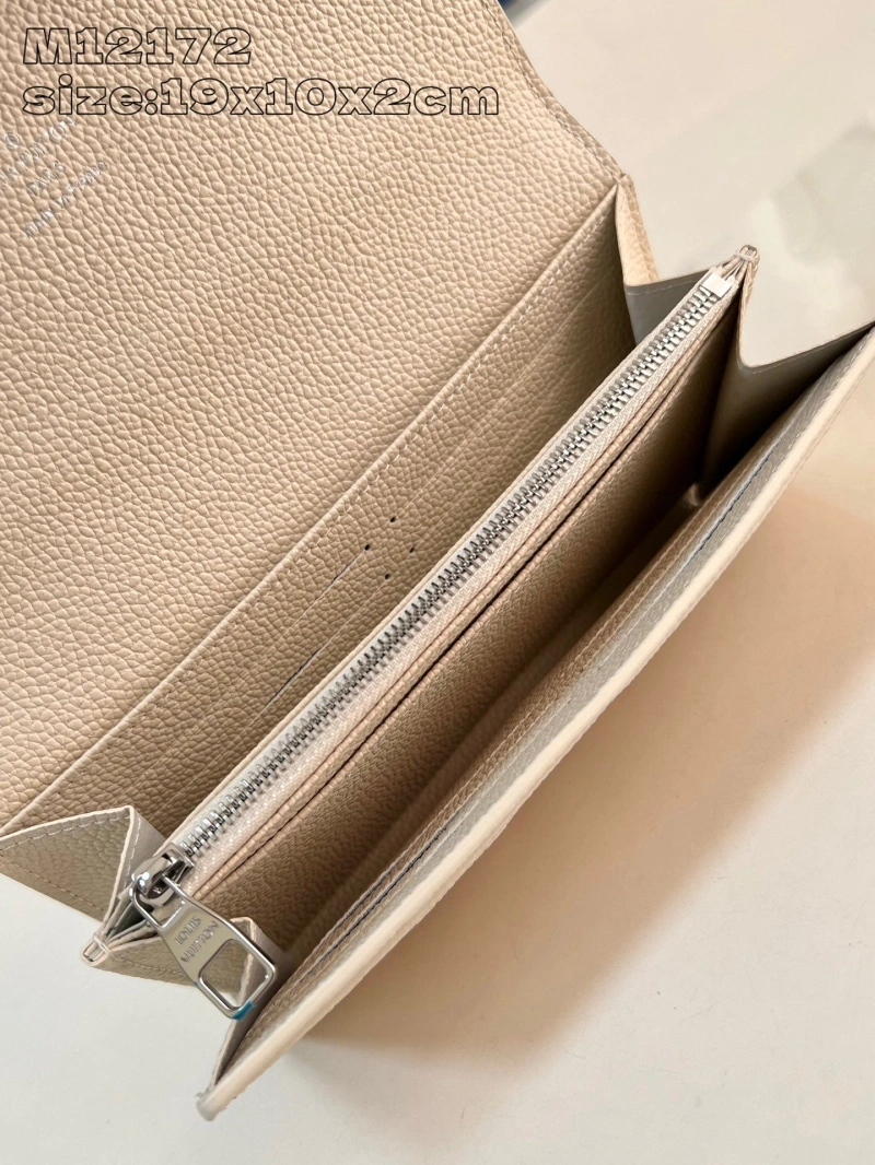 LV Wallets 4365A-0379