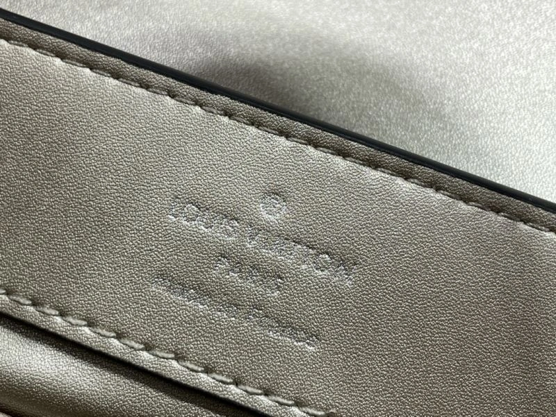 LV Capucines Bags 4365F-0018