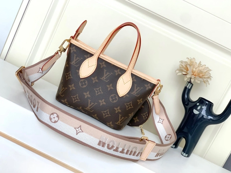 LV Shopping Bags 4365G-0159