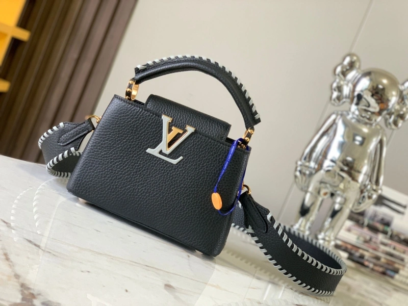 LV Capucines Bags 4365H-0030