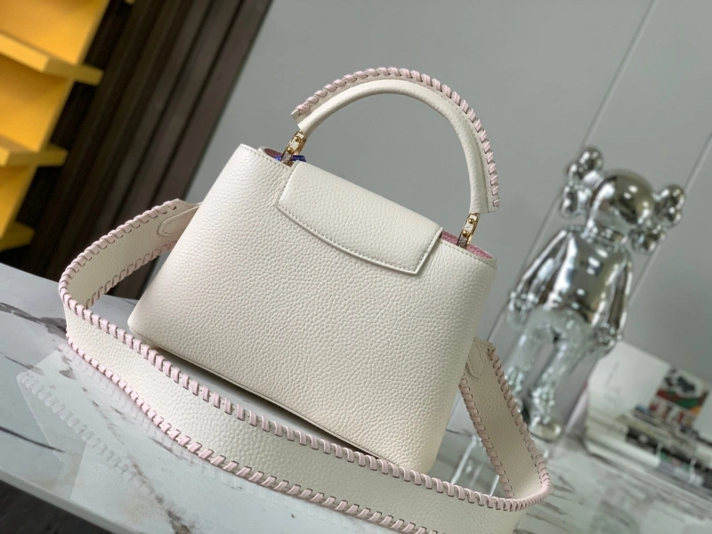 LV Capucines Bags 4365H-0031