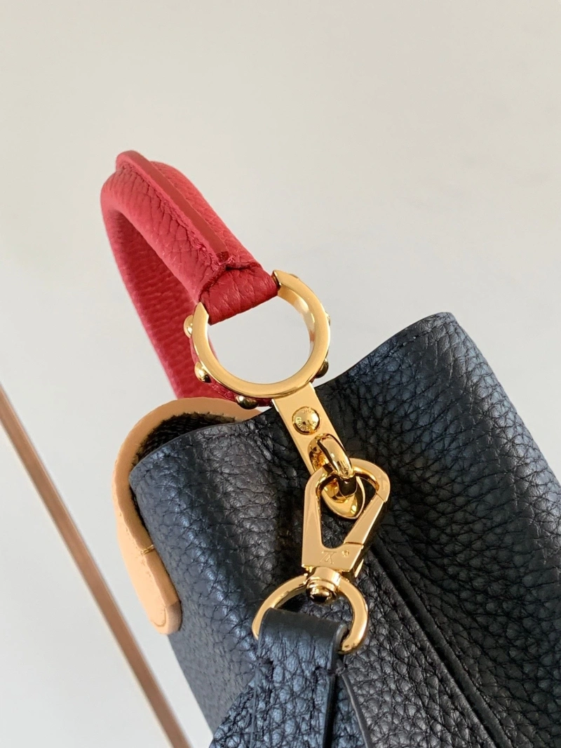 LV Capucines Bags 4365H-0061