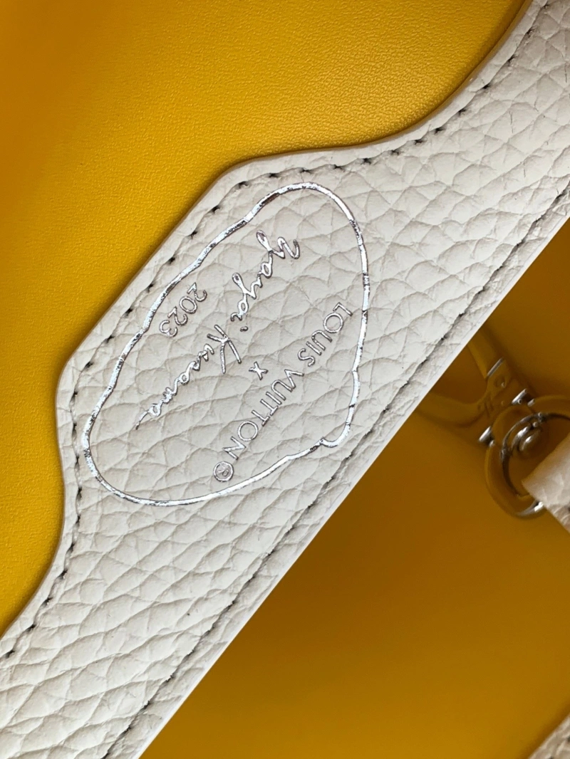 LV Capucines Bags 4365H-0097